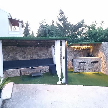 Luxvilla Agioi Deka  Esterno foto