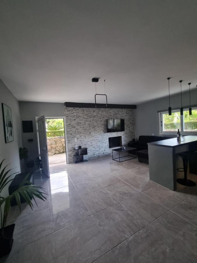 Luxvilla Agioi Deka  Esterno foto